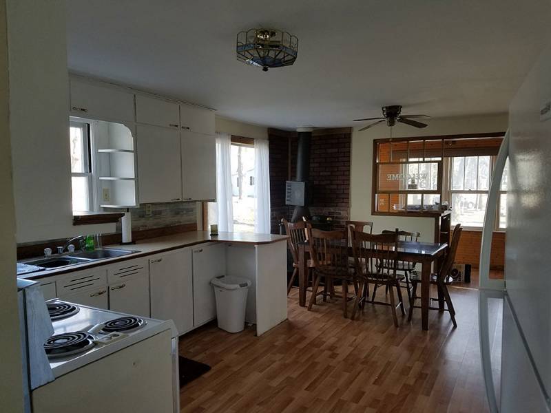 lot 5 image: Newly Remodeled 3 Bedroom Cabin #9 Rental 923 - 930