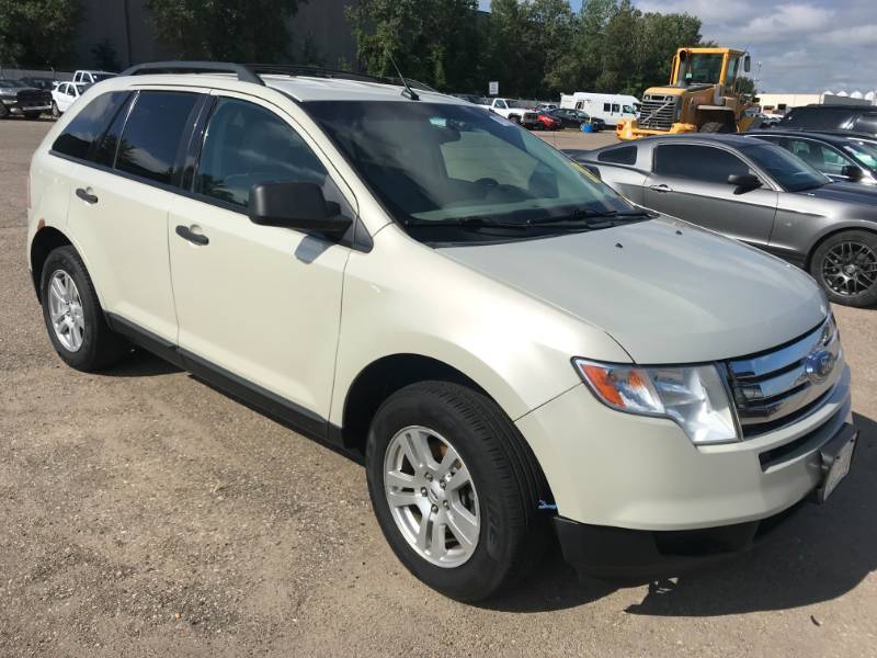 lot 8 image: 2007 Ford Edge AWD