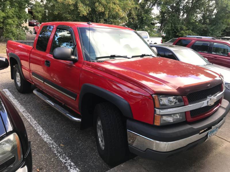 lot 11 image: 2003 Chevrolet Silverado LT 4x4