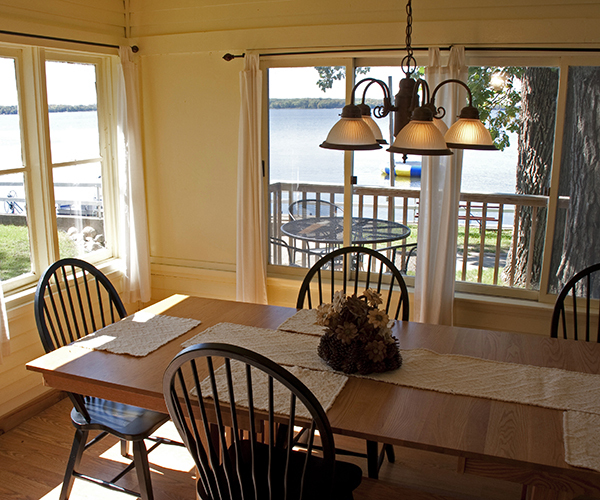 lot 2 image: Spacious 4 Bedroom Lakefront Cabin #3 Rental 104 - 1011