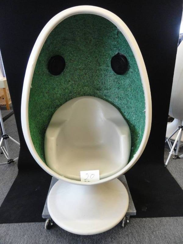 Original 1960 S Vintage Starkey Egg Chair Pod With Built In