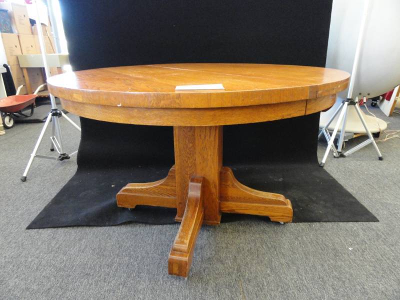 lot 48 image: 48 Antique Oak Table