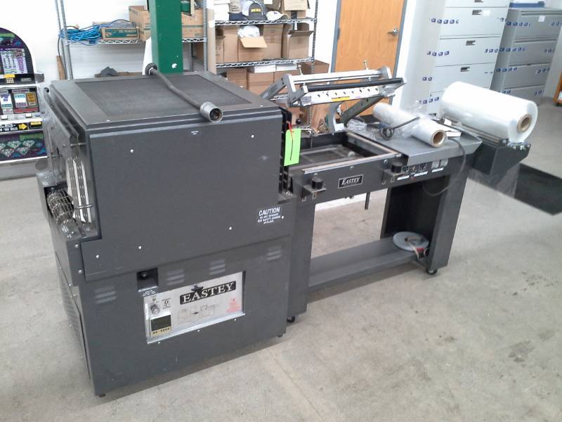 lot 1 image: 1999 Eastey Heat Shrink Wrap Tunnel ET1610 with Econo Hot Knife Sealer EM1622TK