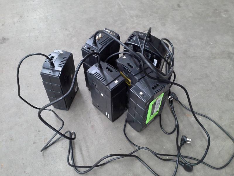 lot 1251 image: Lot of (6) CyberPower UPS 685AVR