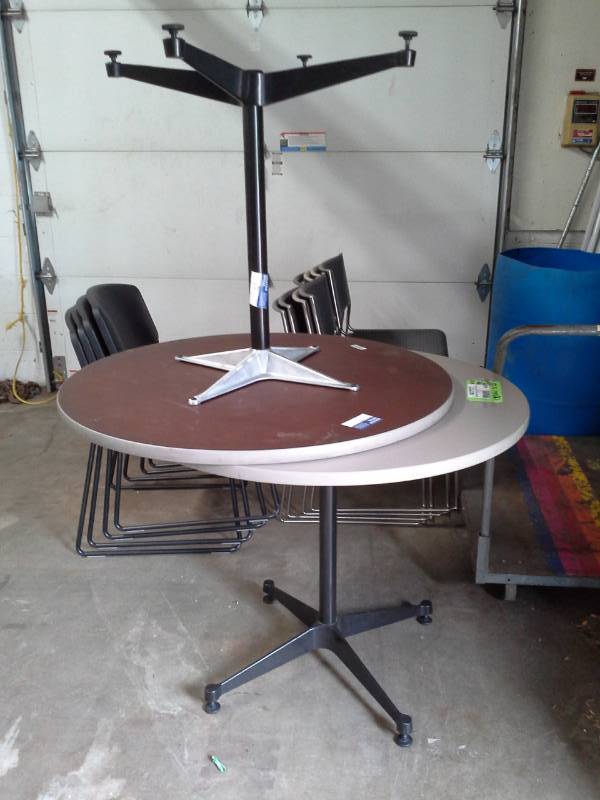 lot 1227 image: Lot of (2) 36in. Round Conference Tables