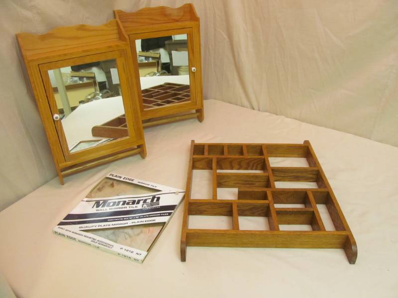 lot 36 image: dcor items