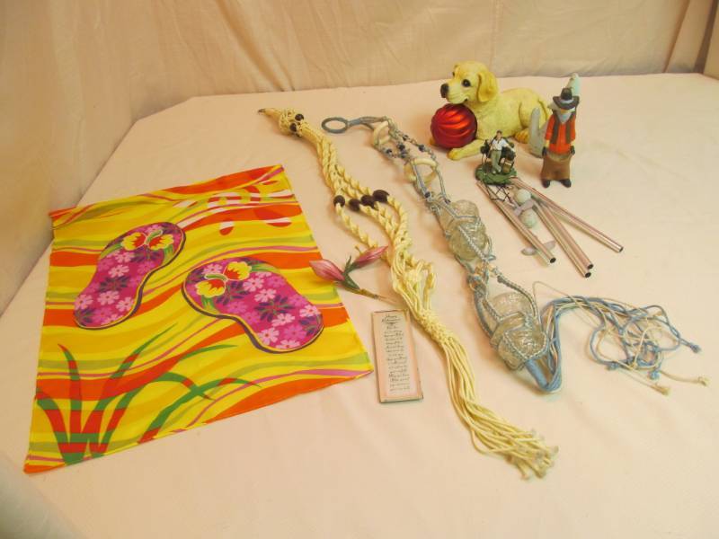 lot 50 image: flags, plant holders