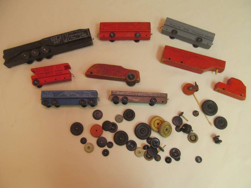 lot 52 image: vintage wood train