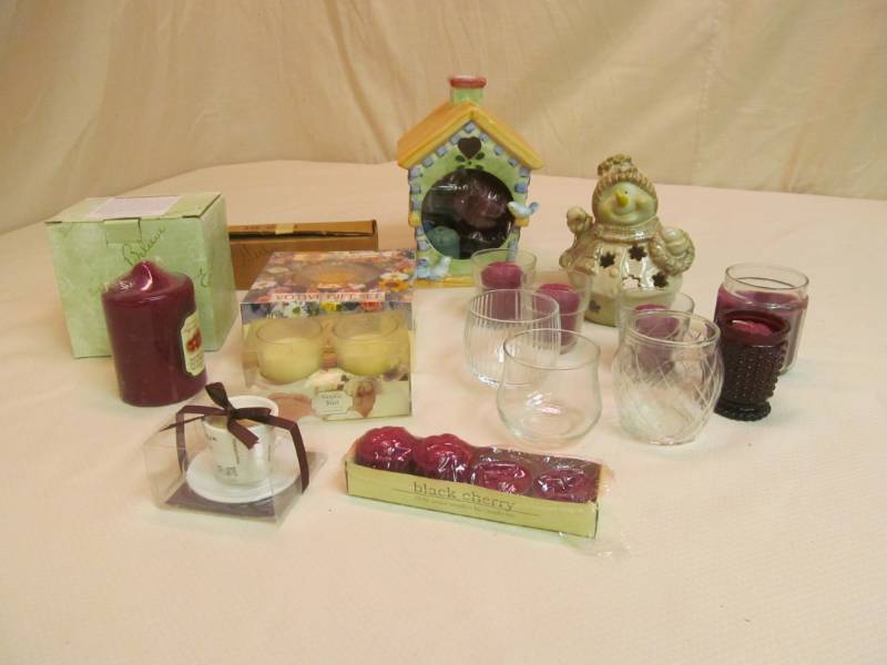 lot 67 image: candles