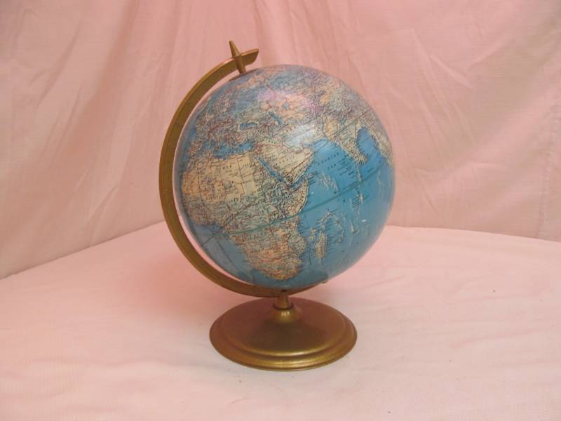 lot 94 image: vintage globe