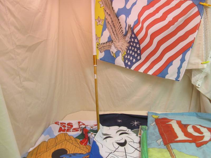 lot 96 image: yard flags