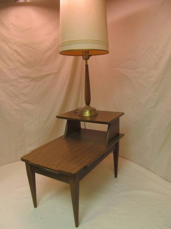 lot 105 image: vintage lamp , vintage end table