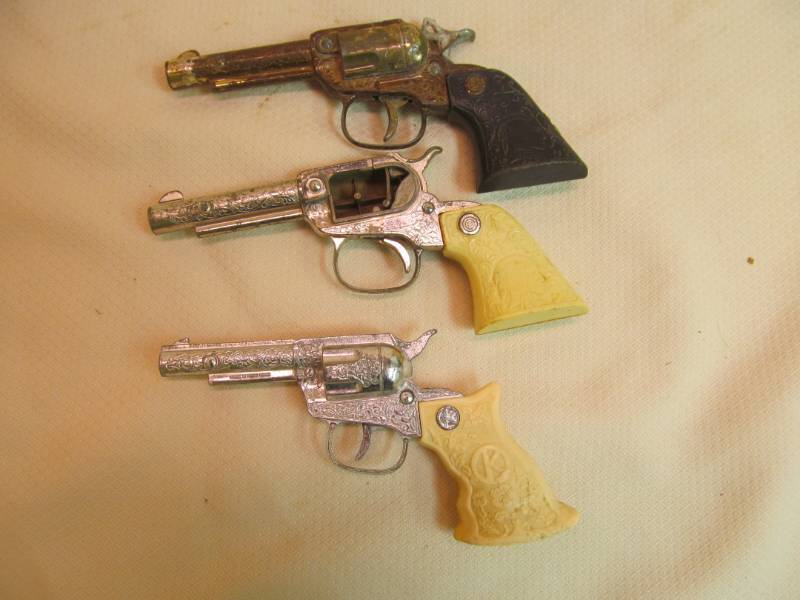 lot 158 image: toy gun