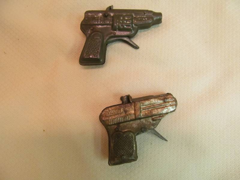lot 159 image: toy gun