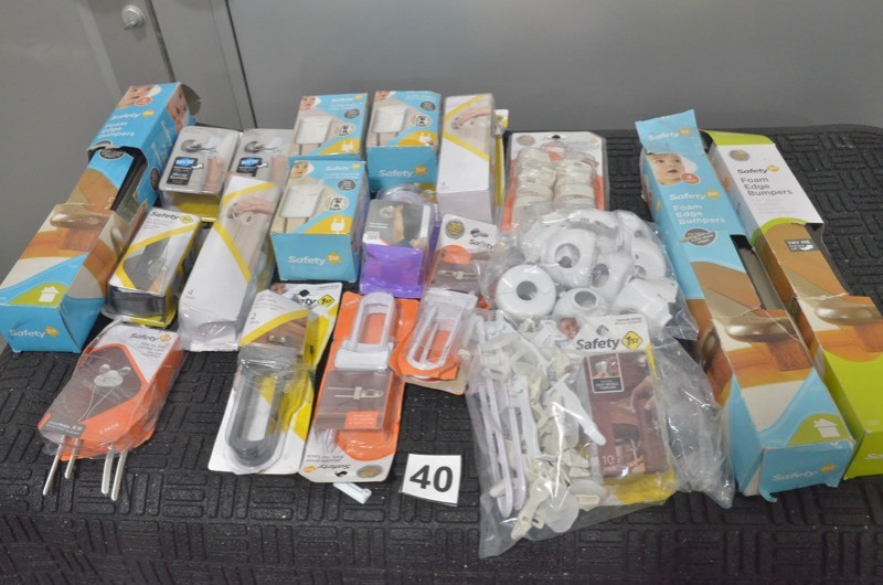 Safety First Lot Of Child Safety Door Knob Covers Cabinet Locks