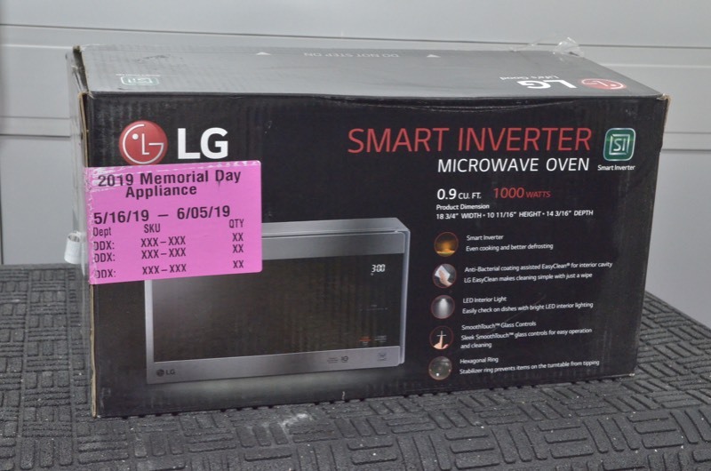 LG NeoChef 0.9 Cu. ft. Countertop Microwave - Stainless Steel