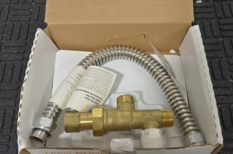 lot 89 image: TANK-BOOSTER Heatguard Water Heater Tank Booster- open box