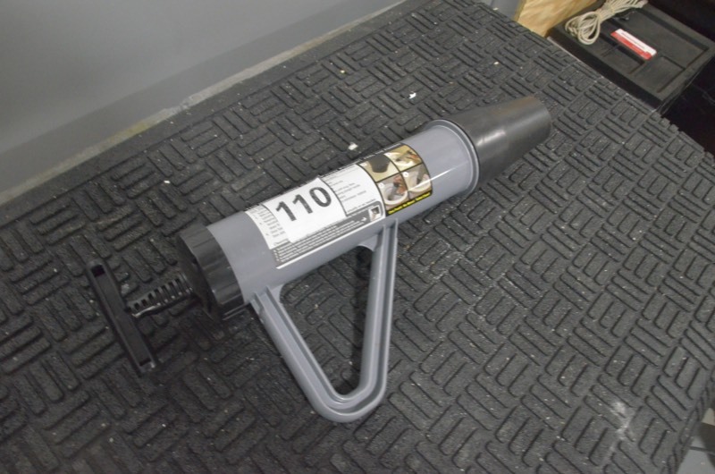 lot 110 image: JOHNNY JOLTER Professional Power Plunger