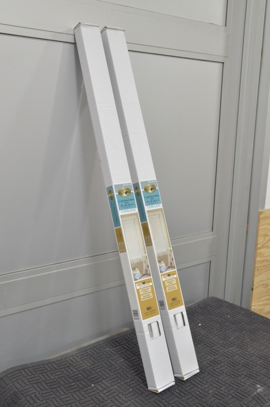 lot 116 image: HAMPTON BAY White Cordless 1 in. Room Darkening Aluminum Mini Blind - 47 in. x 48 in. (Lot of 2)