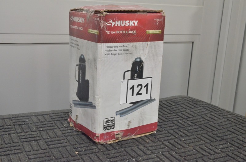 lot 121 image: HUSKY 12-Ton Bottle Jack