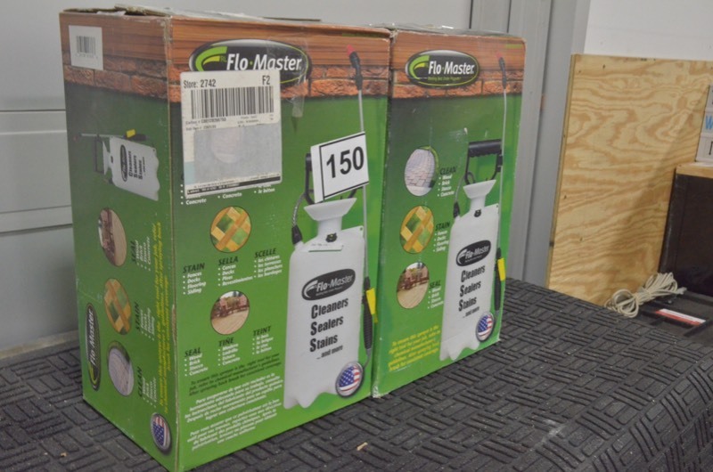 lot 150 image: RL Flo-Master 2 gal. Deck Sprayers- Lot of 2