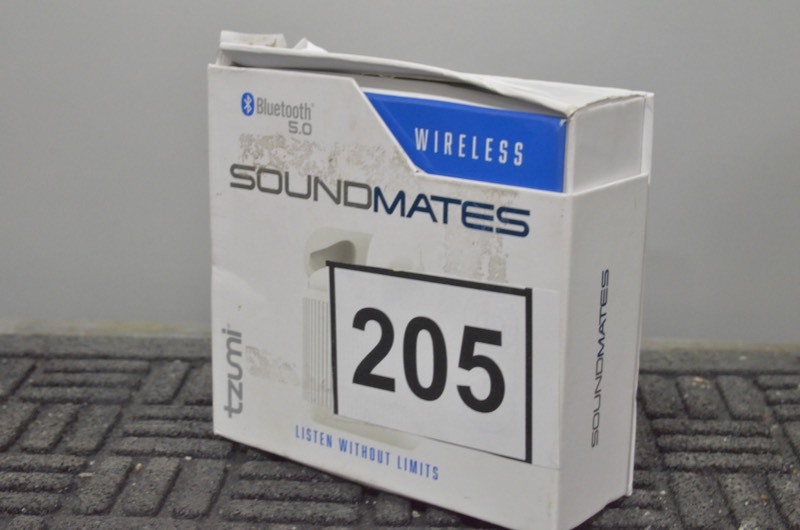 lot 205 image: Tzumi Sound Mates Wireless Stereo Earbuds Bluetooth 5.0 (Store Returned Item)