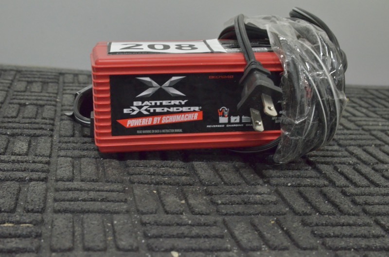 lot 208 image: Battery Extender Model BE01248