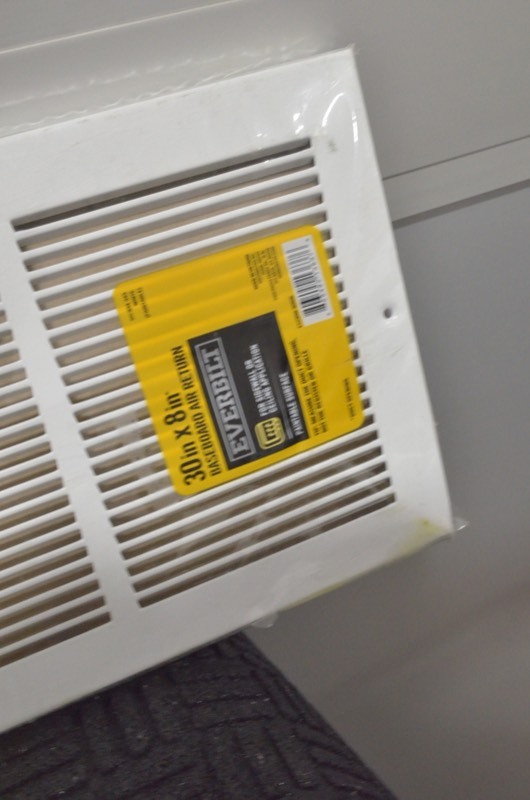 lot 224 image: EVERBILT 30 in. x 8 in. Baseboard Return Grille 34 in. Back
