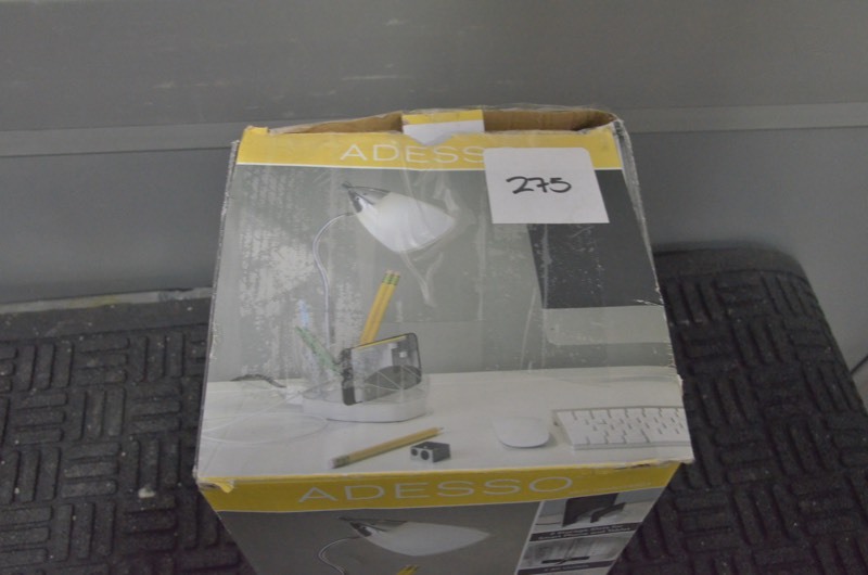 lot 275 image: ADESSO Title 20 20.75 in Height ILamp Desk Lamp White Led Bulb (USED)