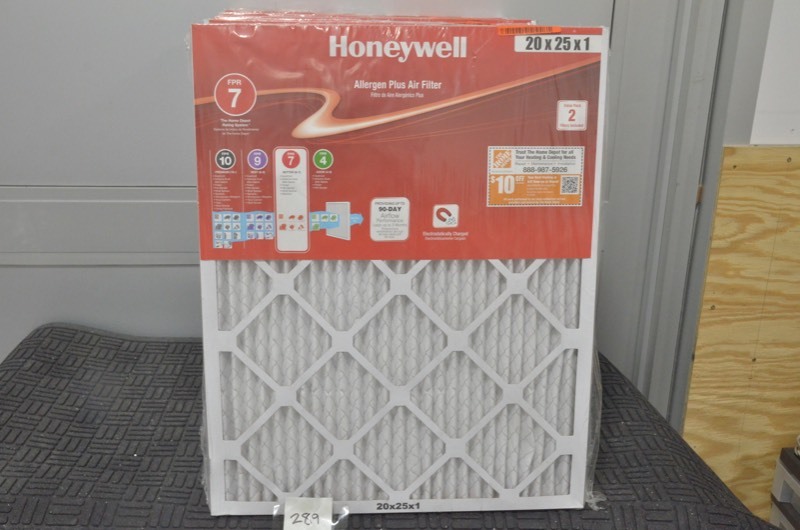lot 289 image: Lot of 11 HONEYWELL 20 in. x 25 in. x 1 in. Allergen Plus Pleated FPR 7 Air Filter (2-Pack)