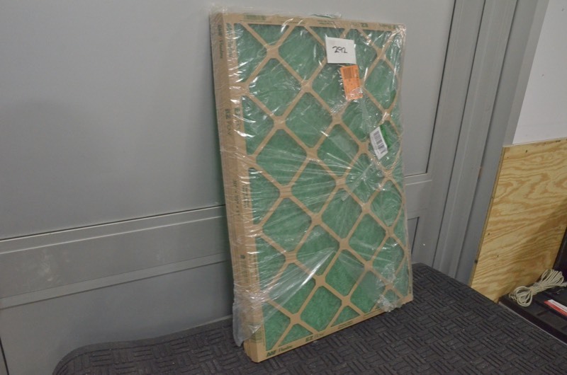 lot 292 image: EZ FLOW 20x30x1 Air Filter
