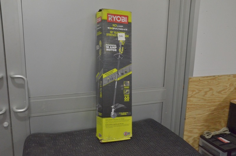 lot 302 image: RYOBI 18 in. 10 Amp Electric String Trimmer