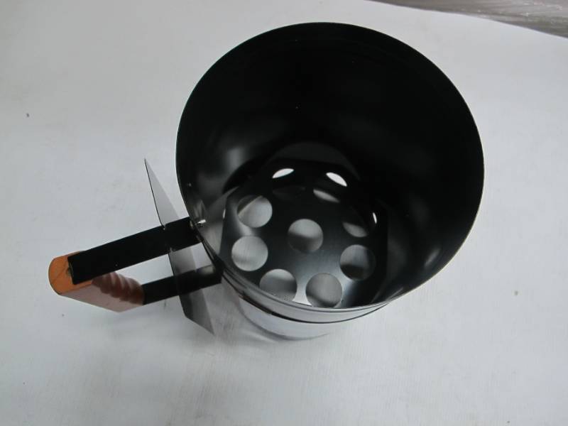 lot B71 image: Seasonal Essentials Charcoal Chimney - Grill Starter - NEW