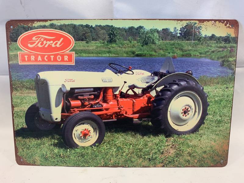 lot 6 image: Ford Tractor Metal Sign