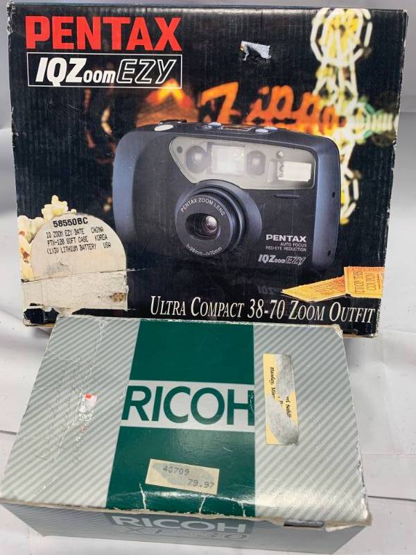 lot 13 image: Lot of 2 Cameras