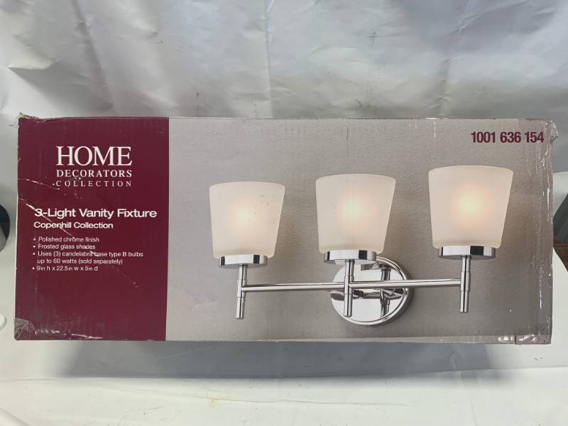 lot 18 image: 3 Light Vanity Fixture (open box)