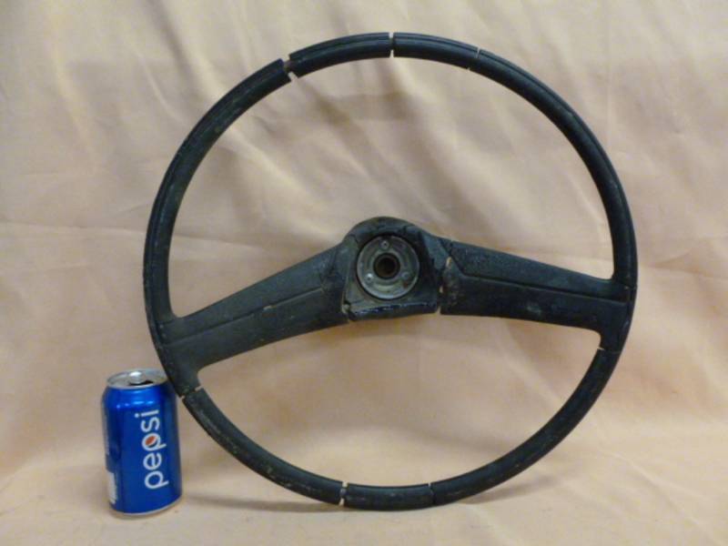 lot 24 image: Vintage Steering Wheel