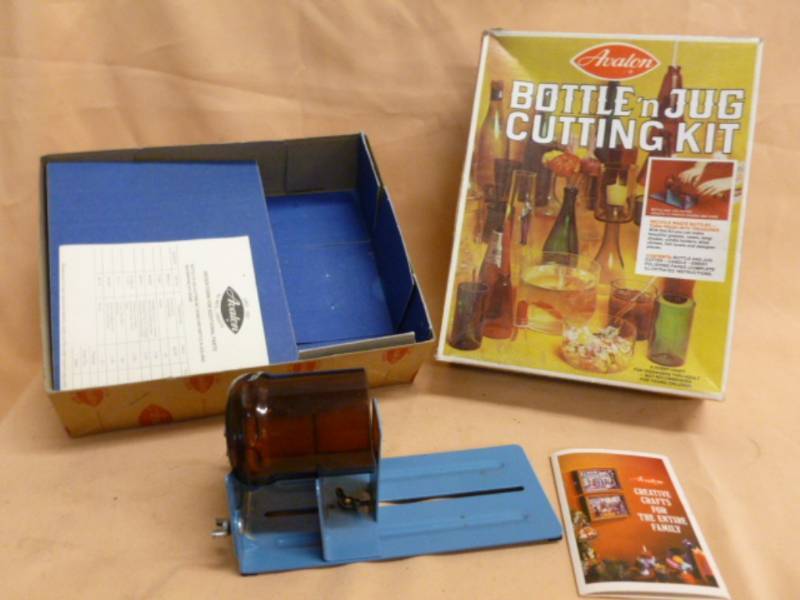 lot 37 image: Vintage Bottle Cutter