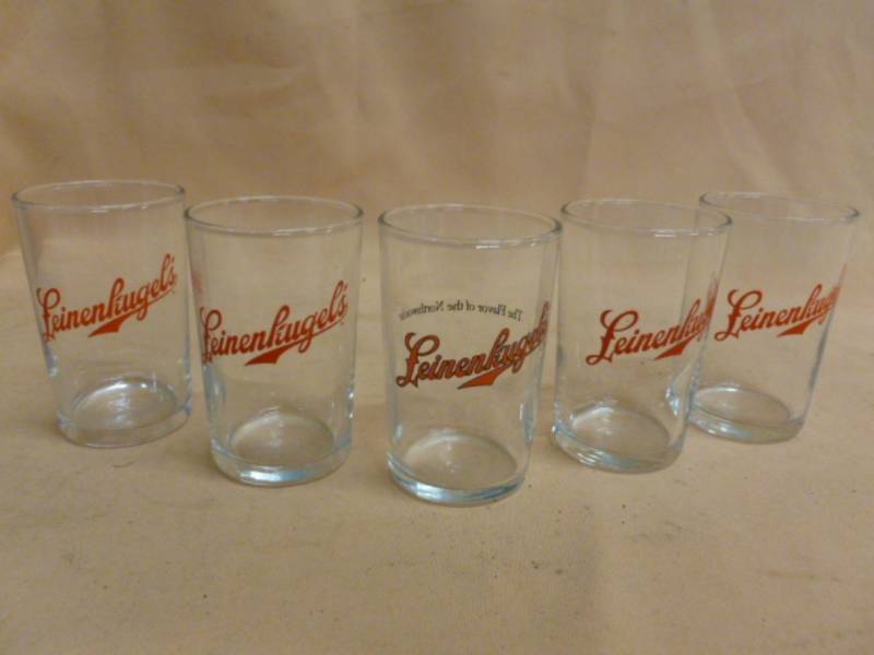 lot 40 image: Beer Glasses