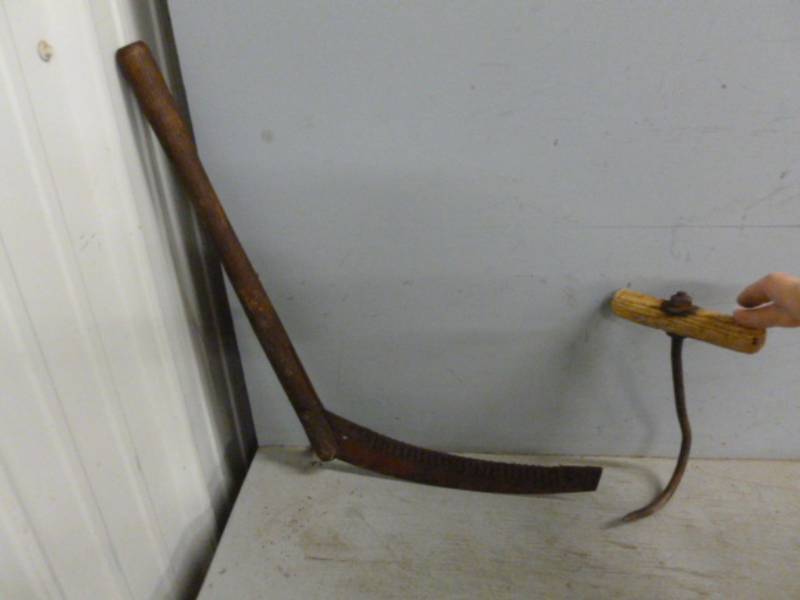 lot 90 image: Vintage Bale Hook