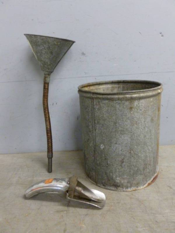 lot 91 image: Vintage Galvanized Steel Pail