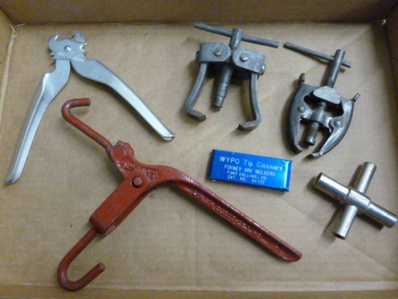 lot 153 image: Tools