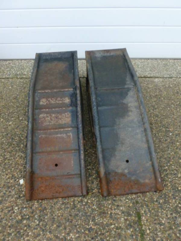 lot 176 image: Car Ramps