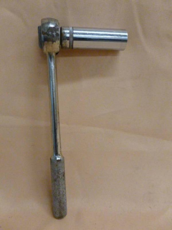 lot 180 image: Ratchet