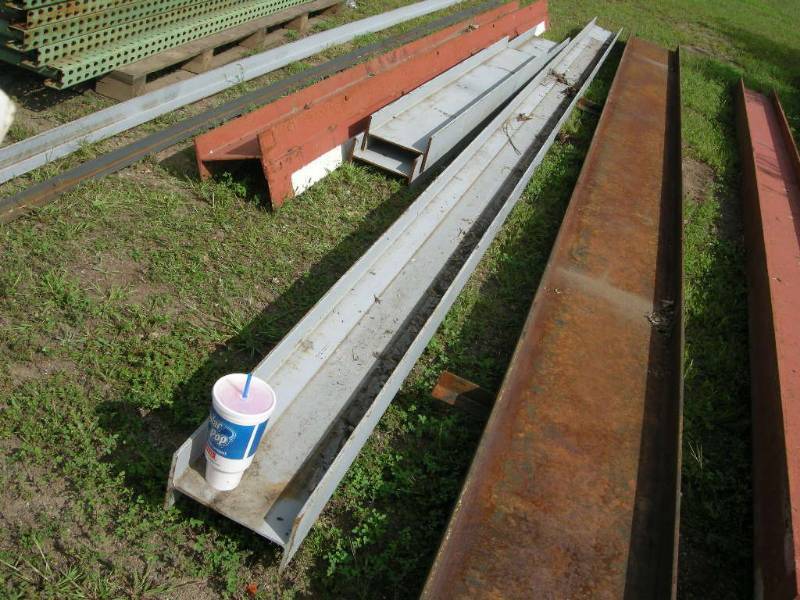 lot 102 image: 10 I-Beam 22 Long