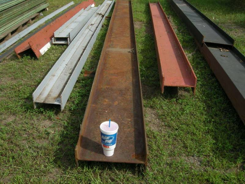lot 103 image: 18 I-Beam 24 Long