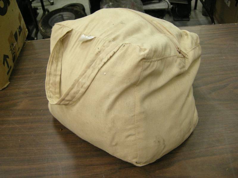 lot 143 image: Large PolyCotton Car Cover