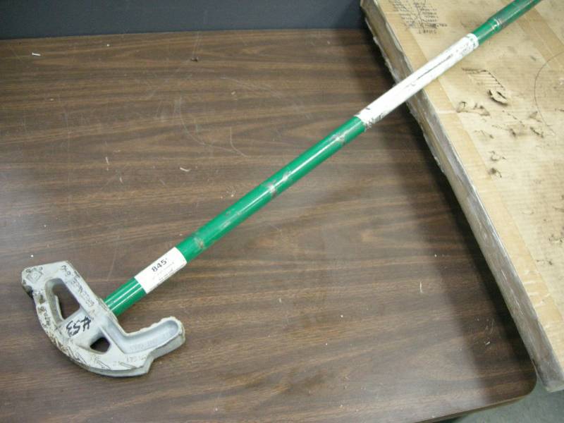 lot 148 image: GreenLee Pipe Bender