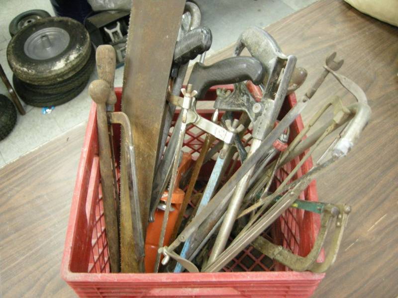 lot 167 image: Group Hack Saws