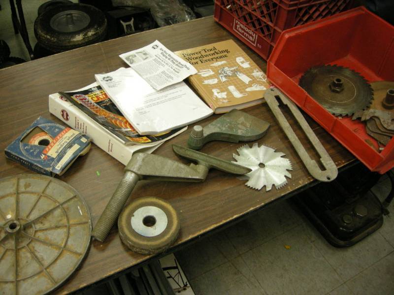 lot 169 image: Vintage Shop-Smith (Shopsmith) Accessories